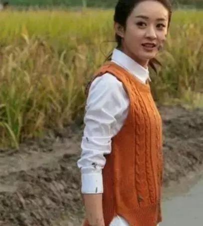 明星在老家干活吗,老家田间地头挥洒汗水