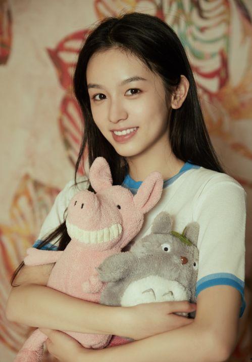 个人小明星,揭秘个人小明星的成长之路