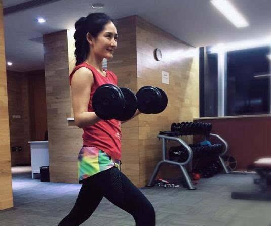 明星健身减肥,打造完美身材的蜕变之路