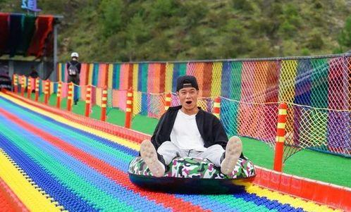 甘肃人游塞尔维亚网红,感受异域风情