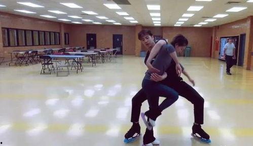 王诗玥现场吃瓜