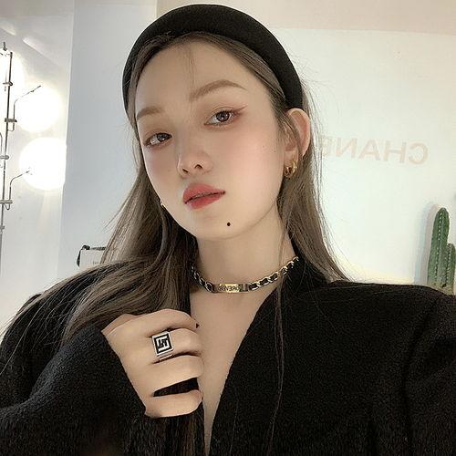 网红黑色皮质项链叫什么