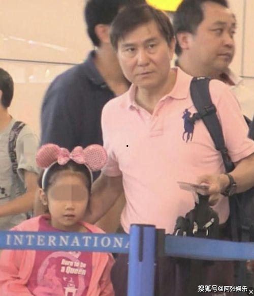 吃娱乐圈瓜应该去哪里,揭秘热门明星幕后故事，吃瓜指南大放送！