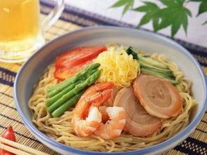 娱乐吃瓜酱吃面条视频